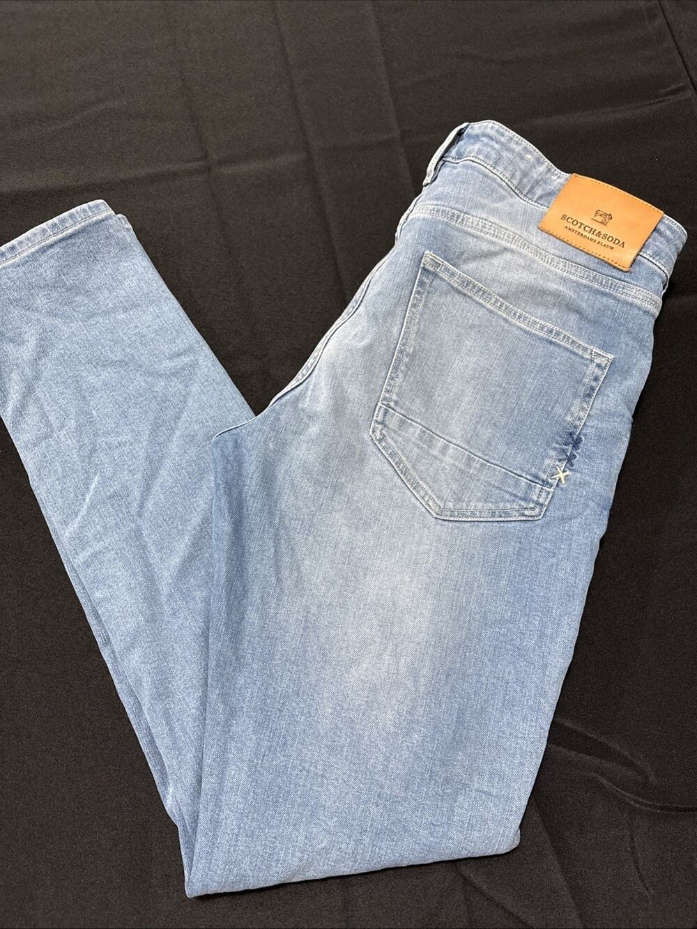 Men’s Scotch And Soda Size 32 X 32 Skim Light Wash Jeans
